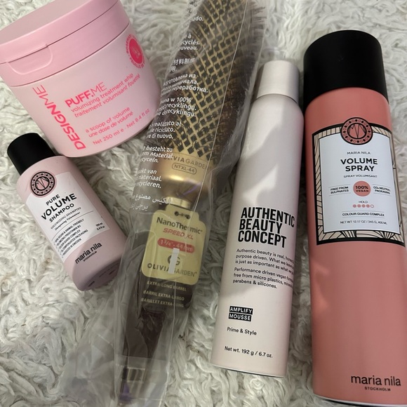 Volume Gift Set. Everything you need to achieve maximum long lasting Volume. - Picture 3 of 3